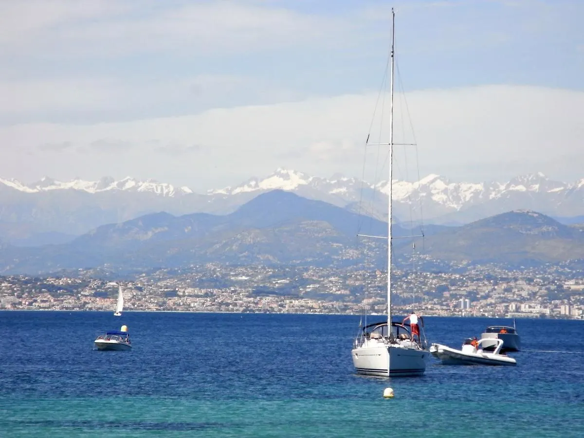 15 Cours Massena Apartment Antibes France