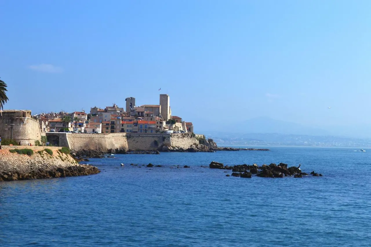 15 Cours Massena Apartment Antibes France
